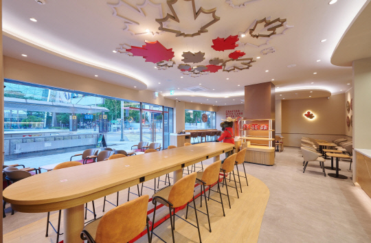 팀홀튼 서울시청점. 비케이알 제공